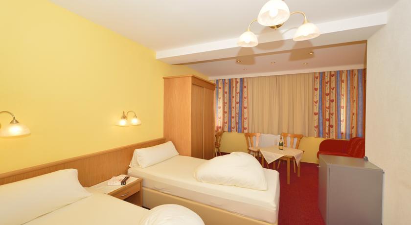 Hotel Garni Viktoria Sankt Anton am Arlberg Quarto foto